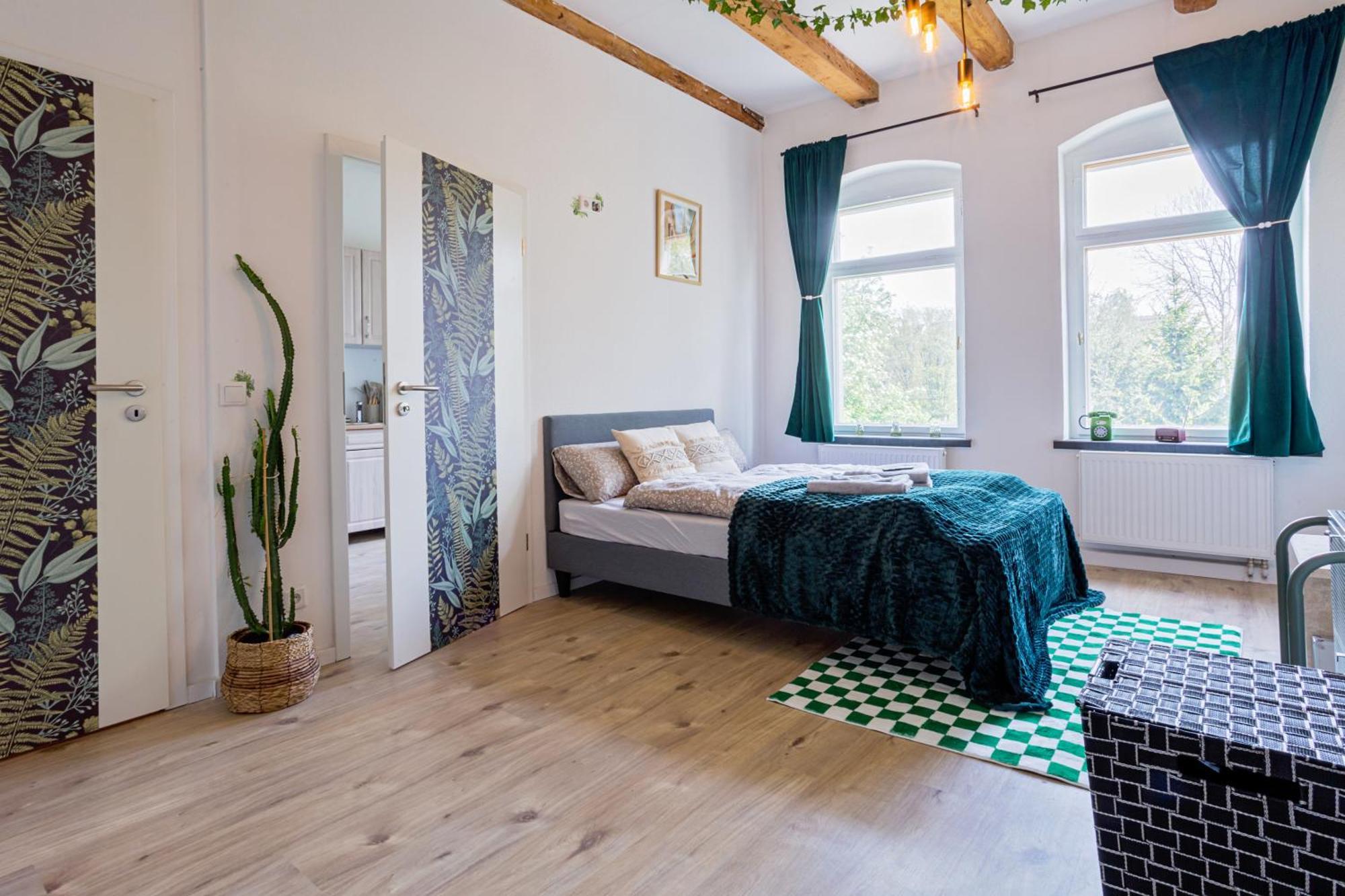Boarding & Monteur Apartment Cmtz เคมนิตซ์ ภายนอก รูปภาพ
